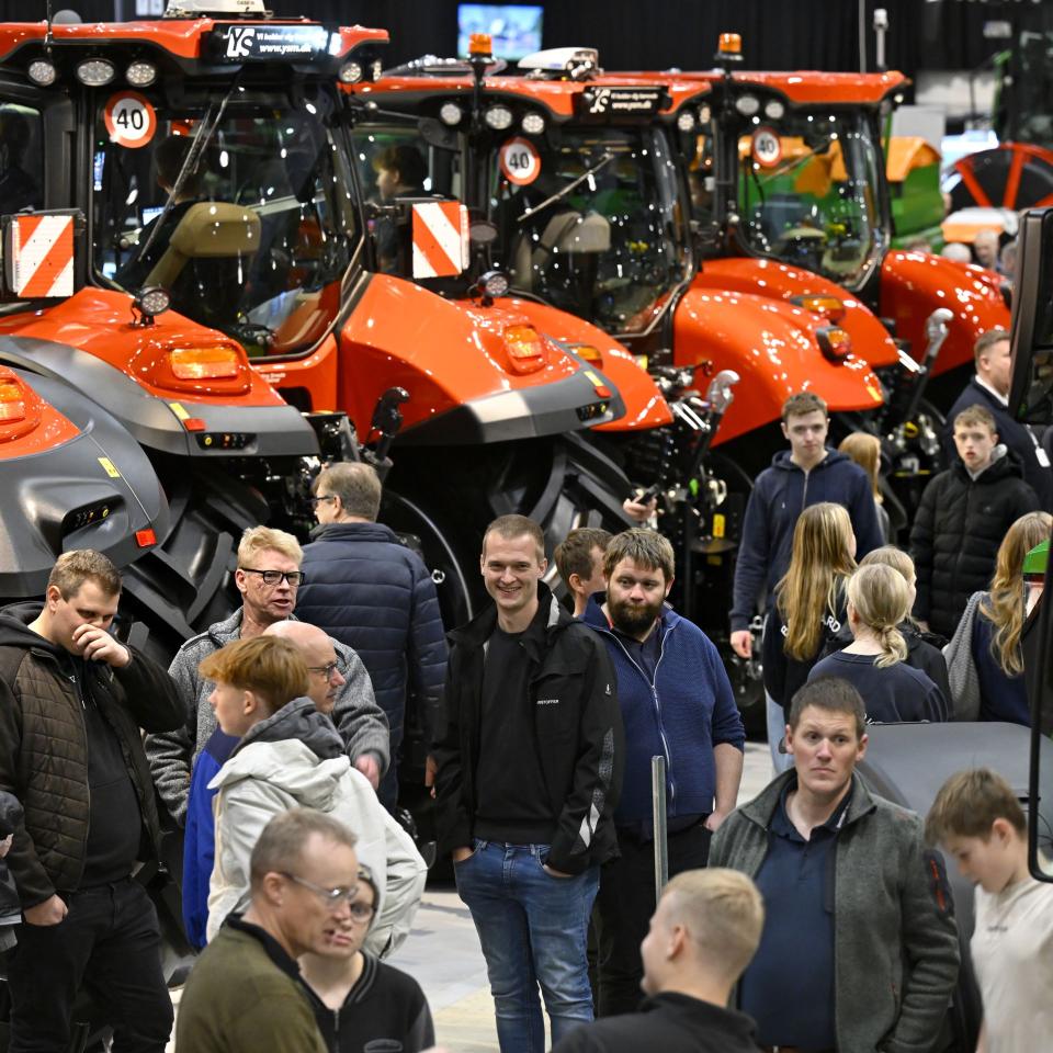 Hallerne fremviser det nyeste materiel